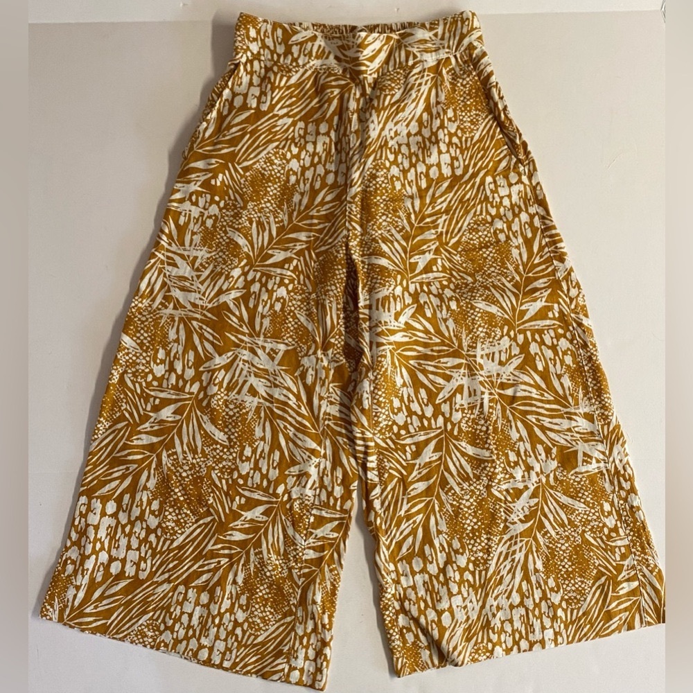 100%Linen Christian Siriano wide leg cropped led pants.Mustard Yellow.Size S